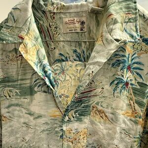 American Eagle Outfitters Hawaiian Shirt